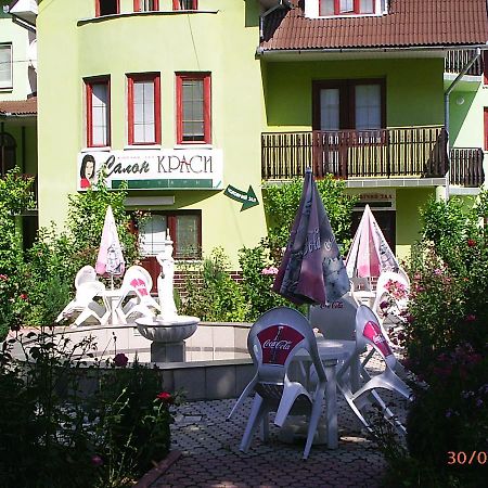 Hotel Alfa Irlyava Εξωτερικό φωτογραφία